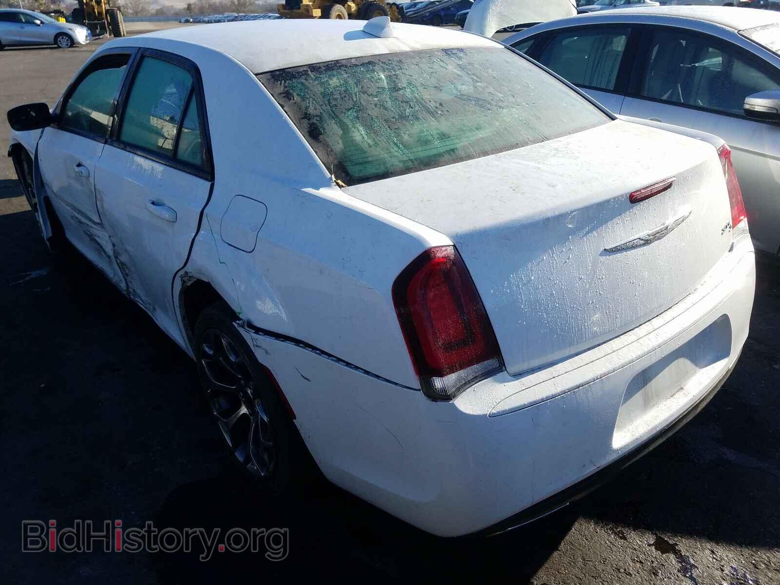 2018 CHRYSLER 300 - VIN: 2C3CCABG4JH211126 - Фото 3