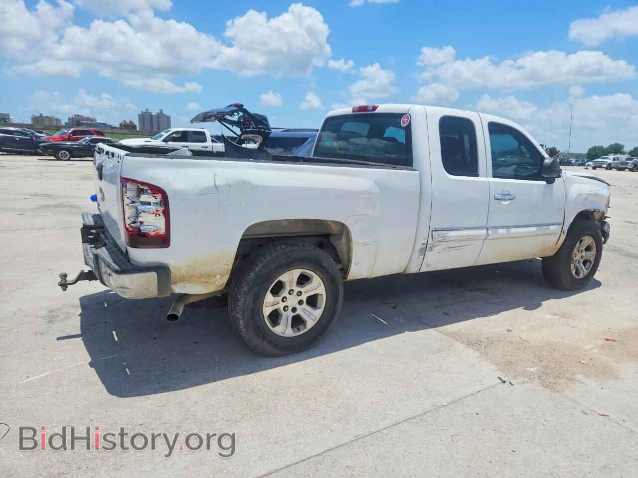 2011 CHEVROLET SILVERADO - VIN: 1GCRCPEA3BZ248556 - Фото 3