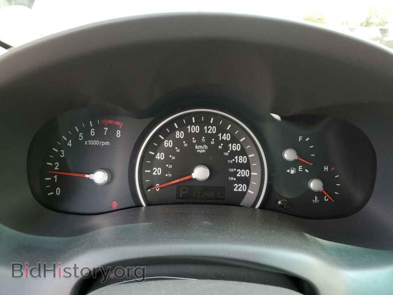 2011 KIA All Models - VIN: KNDMH4C77B6388760 - Фото 9