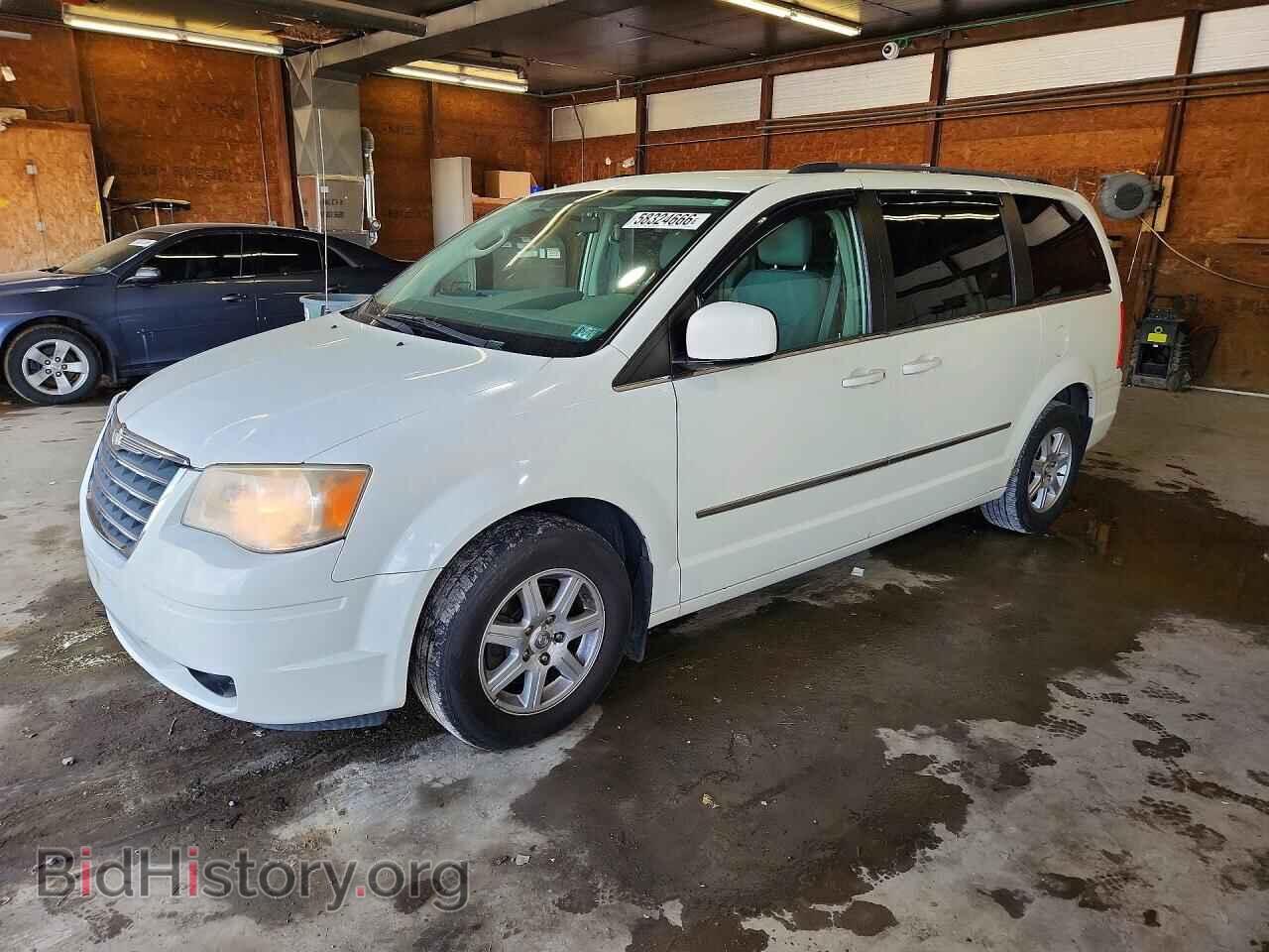 Photo 2A4RR5D1XAR369558 - CHRYSLER MINIVAN 2010