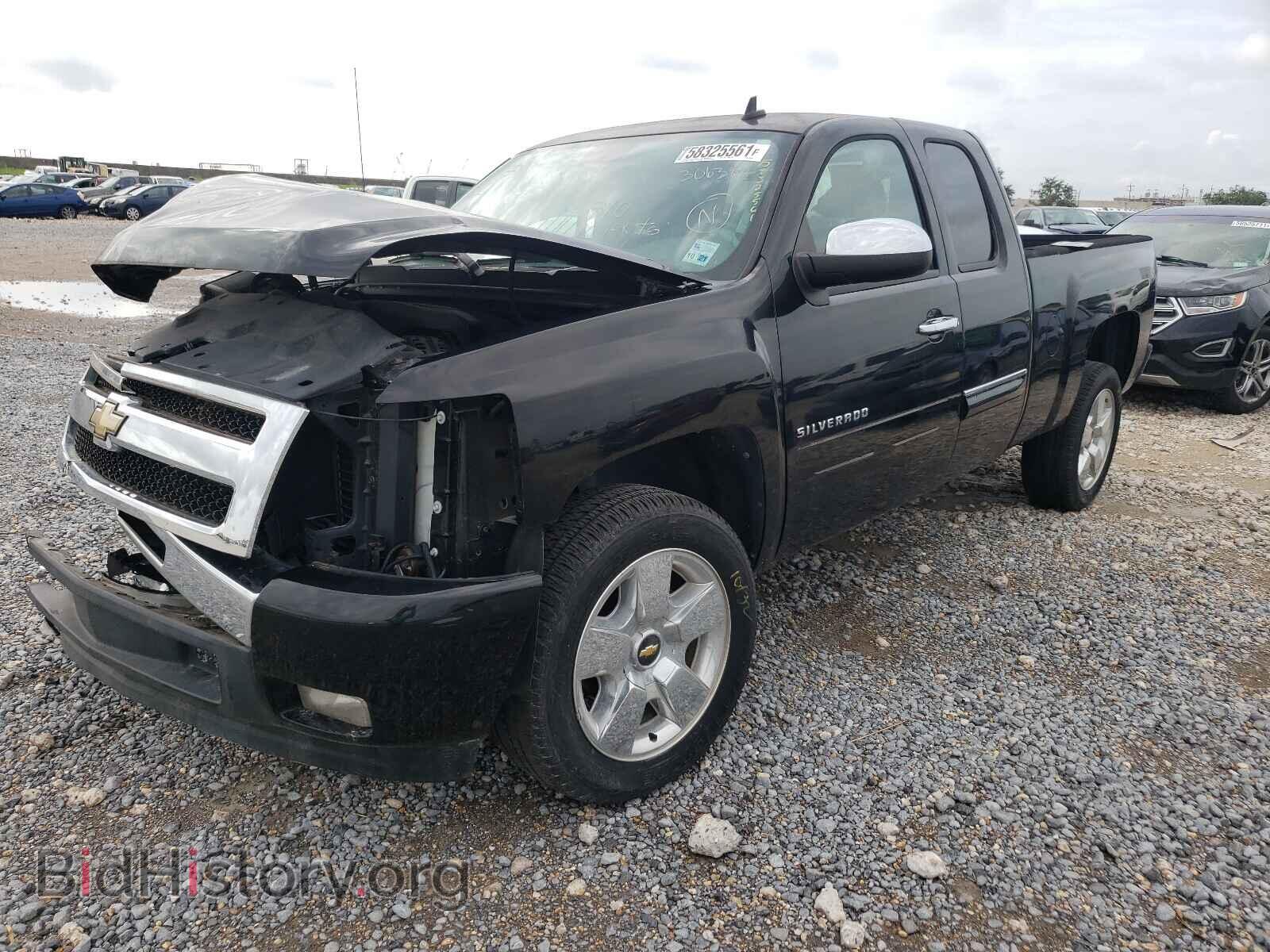 2011 CHEVROLET SILVERADO - VIN: 1GCRCSE0XBZ306382 - Фото 2