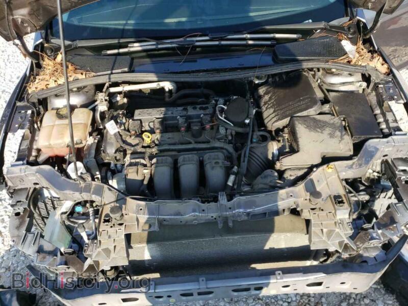 2014 Ford FOCUS (VIN 1FADP3K21EL451303) — photo 7 of 10