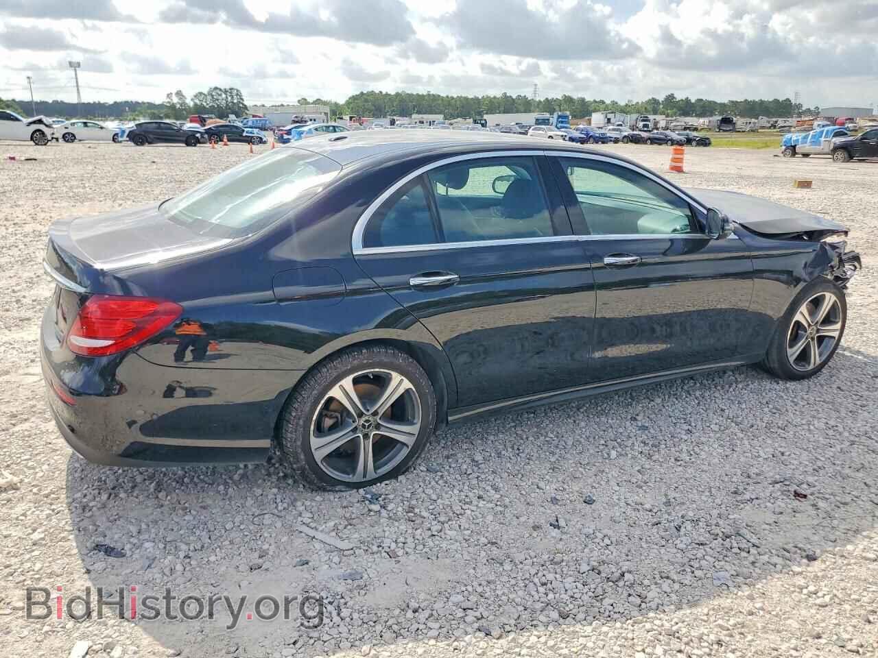 2018 MERCEDES-BENZ E-CLASS - VIN: WDDZF4JBXJA303818 - Фото 3