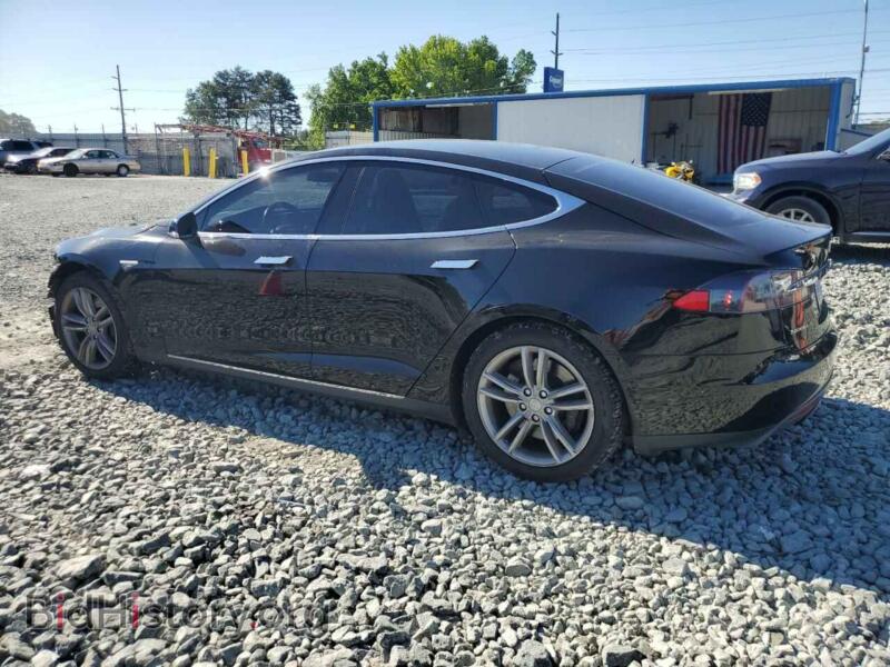 2016 Tesla MODEL S (VIN 5YJSA1E13GF130671) — фото 2 из 12