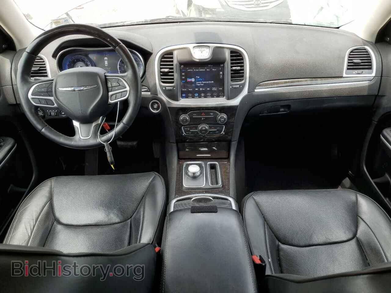 2019 CHRYSLER 300 - VIN: 2C3CCAEG8KH533507 - Фото 8