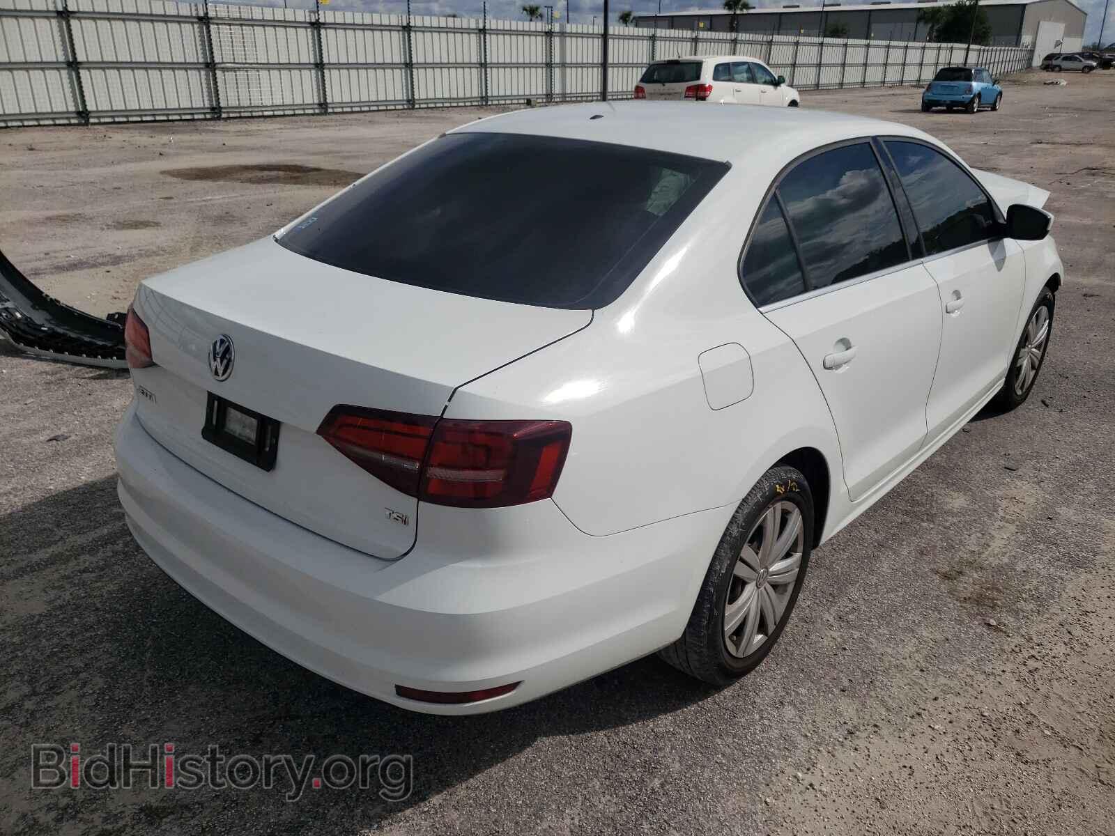 2017 VOLKSWAGEN JETTA - VIN: 3VW2B7AJ9HM332883 - Фото 4
