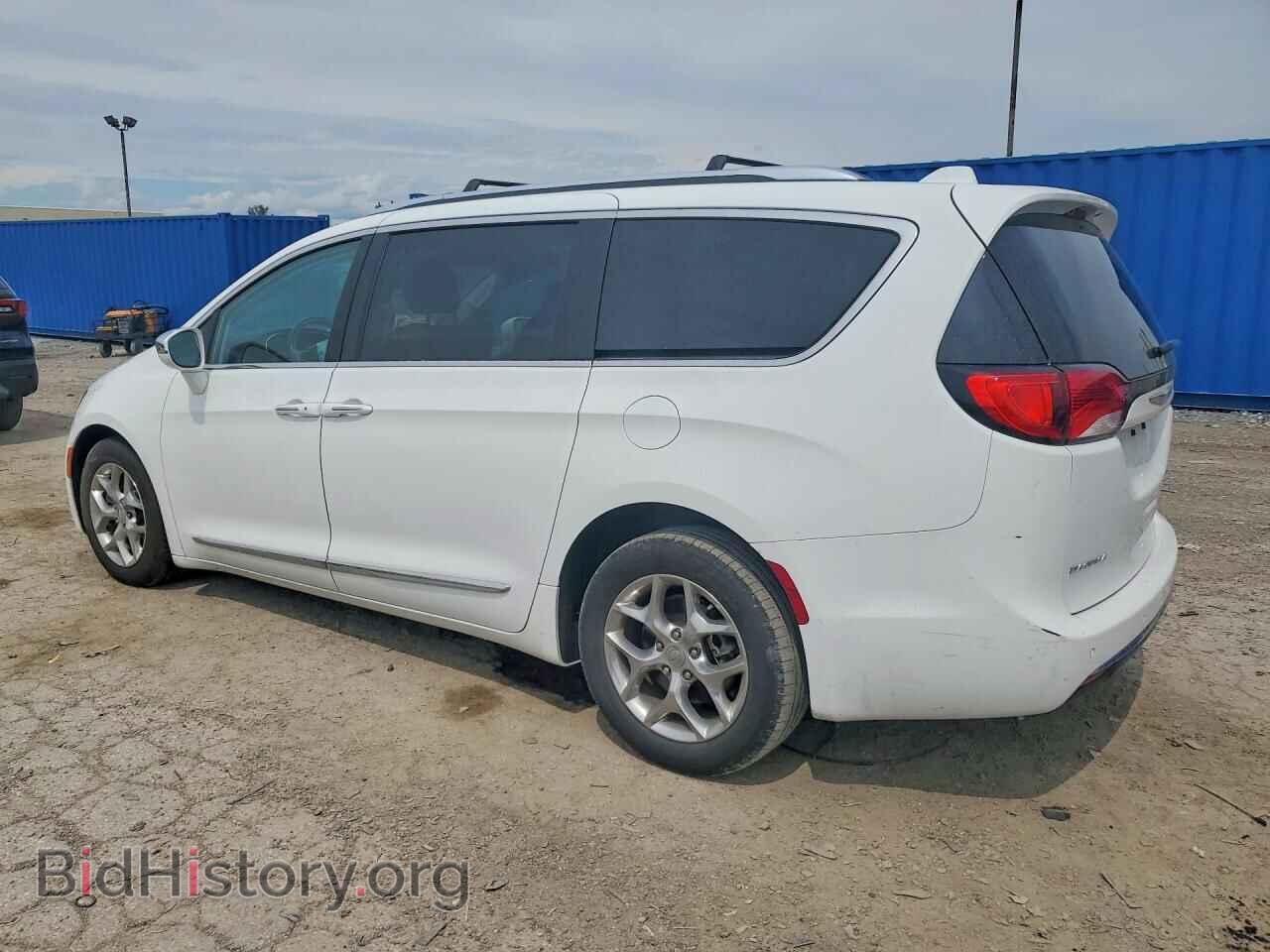 2017 CHRYSLER PACIFICA - VIN: 2C4RC1GG4HR751871 - Photo 2