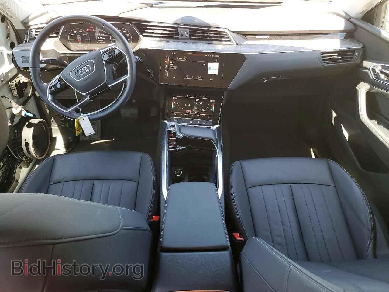 2021 AUDI E-TRON - VIN: WA1AAAGE4MB022841 - Photo 8
