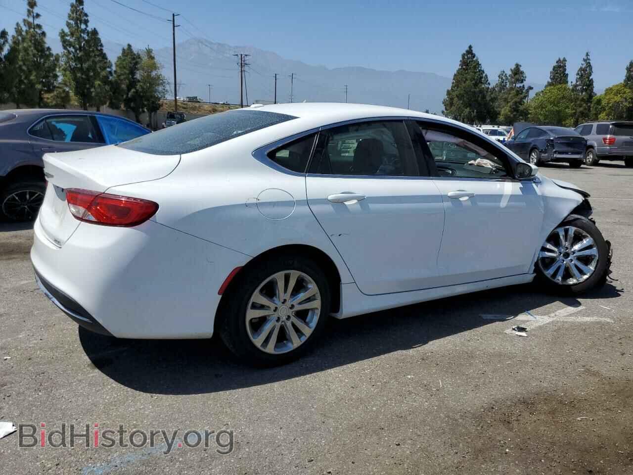 2015 CHRYSLER 200 - VIN: 1C3CCCABXFN687784 - Фото 3