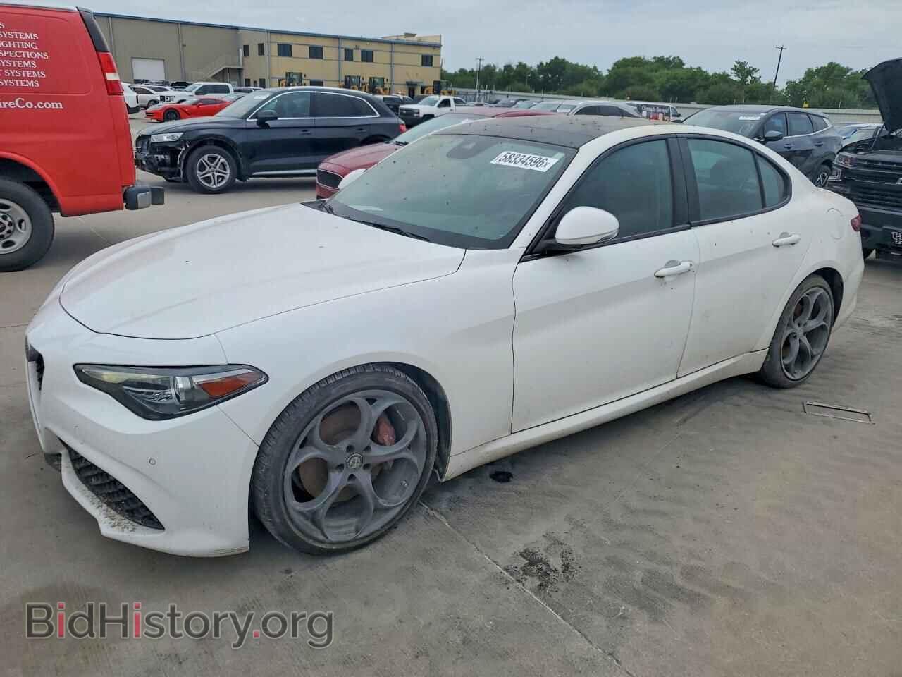 Photo ZARFAECN2H7552183 - ALFA ROMEO GIULIA 2017