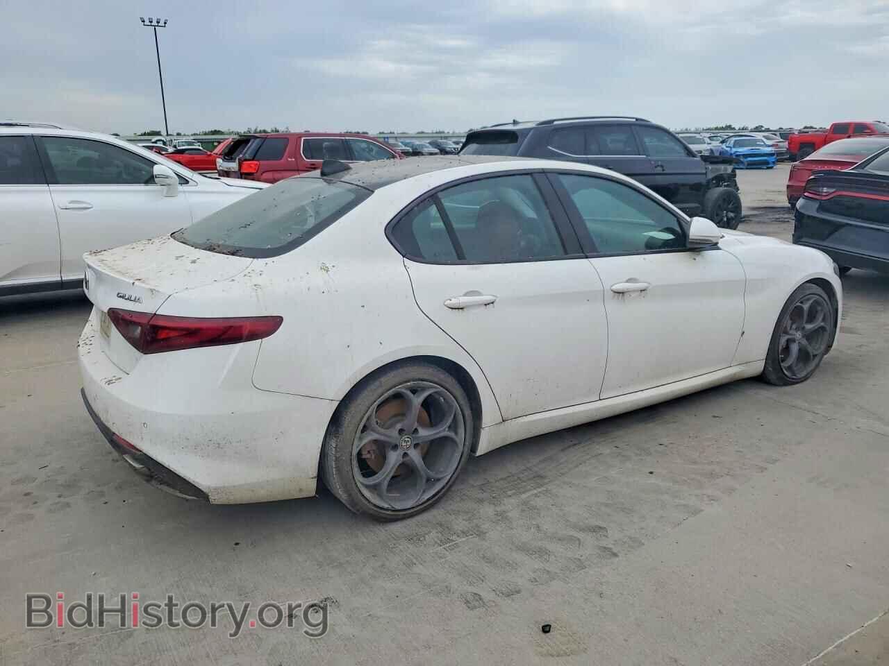 2017 ALFA ROMEO GIULIA - VIN: ZARFAECN2H7552183 - Фото 3