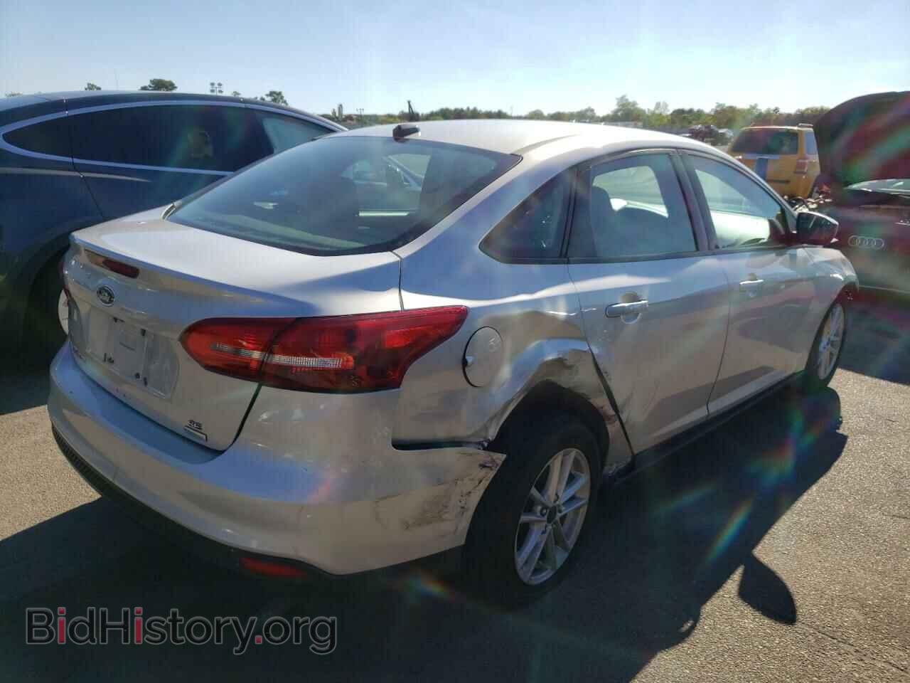 2018 FORD FOCUS - VIN: 1FADP3FE1JL319172 - Фото 4
