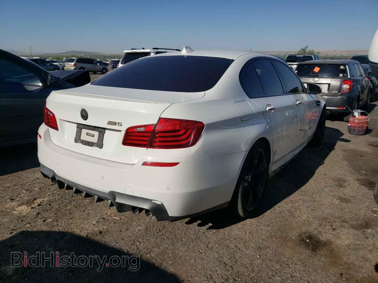 2014 BMW M5 - VIN: WBSFV9C54ED097445 - Фото 4