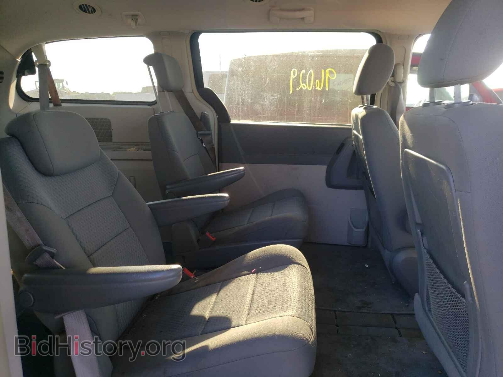2010 CHRYSLER MINIVAN - VIN: 2A4RR5D10AR193992 - Фото 6