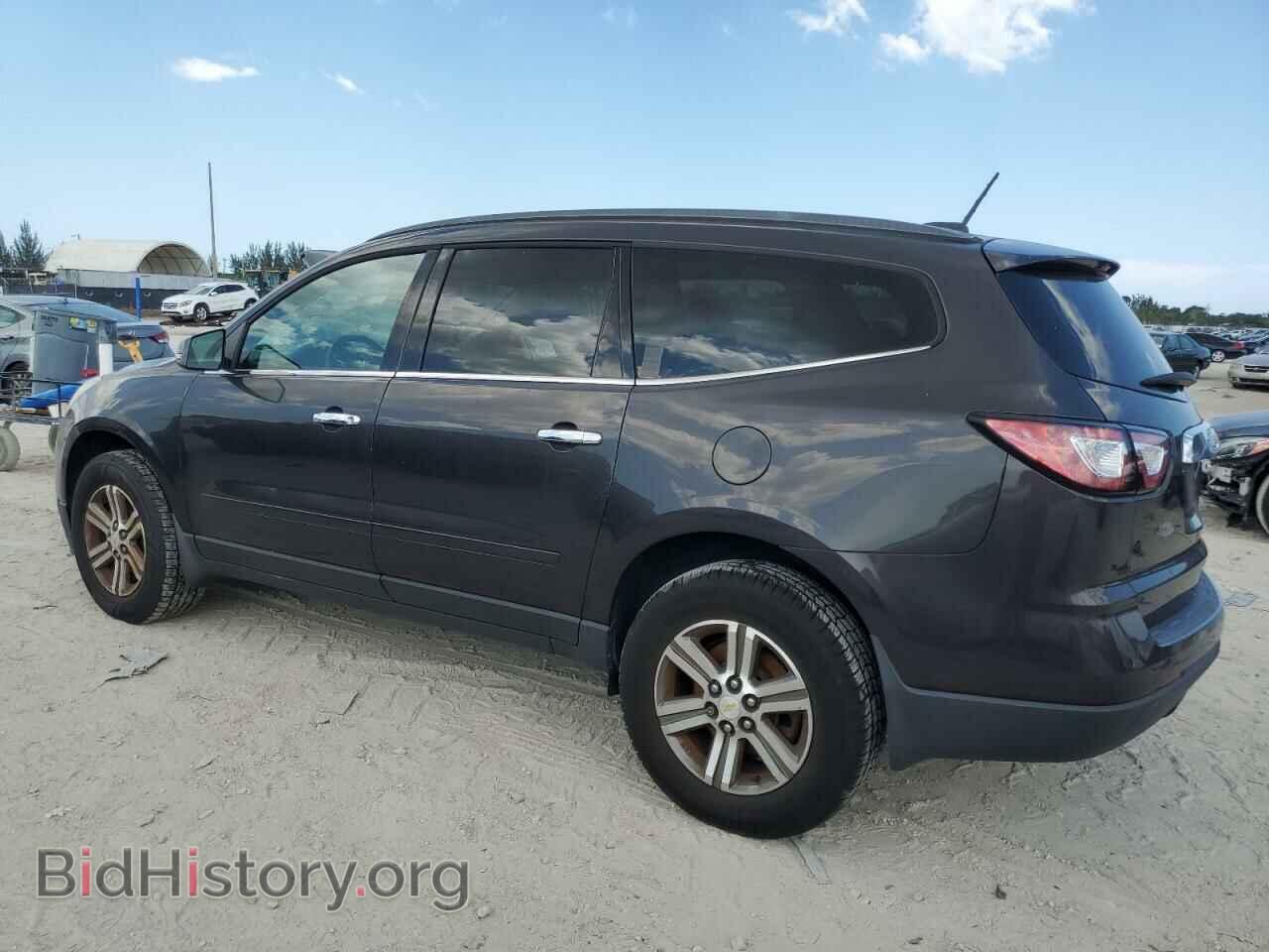 2016 CHEVROLET TRAVERSE - VIN: 1GNKRGKD2GJ274142 - Фото 2