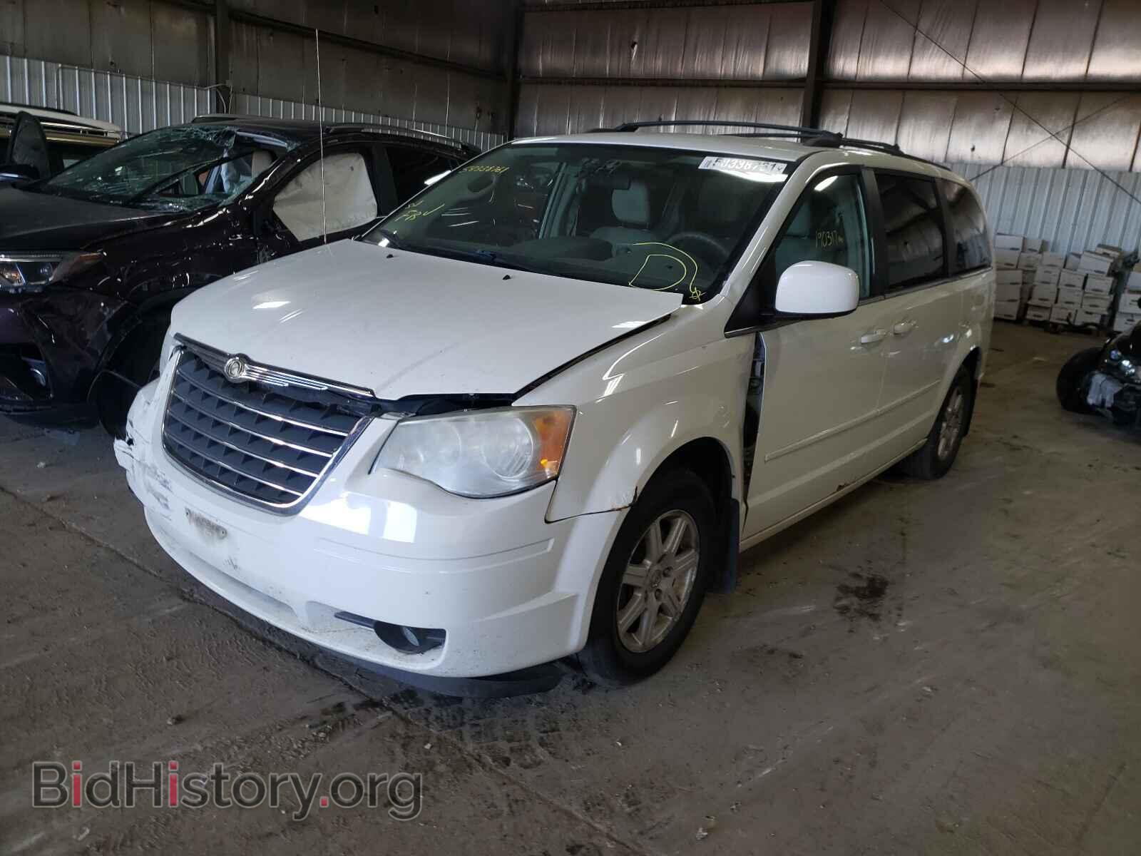 2008 CHRYSLER MINIVAN - VIN: 2A8HR54P68R642603 - Фото 2