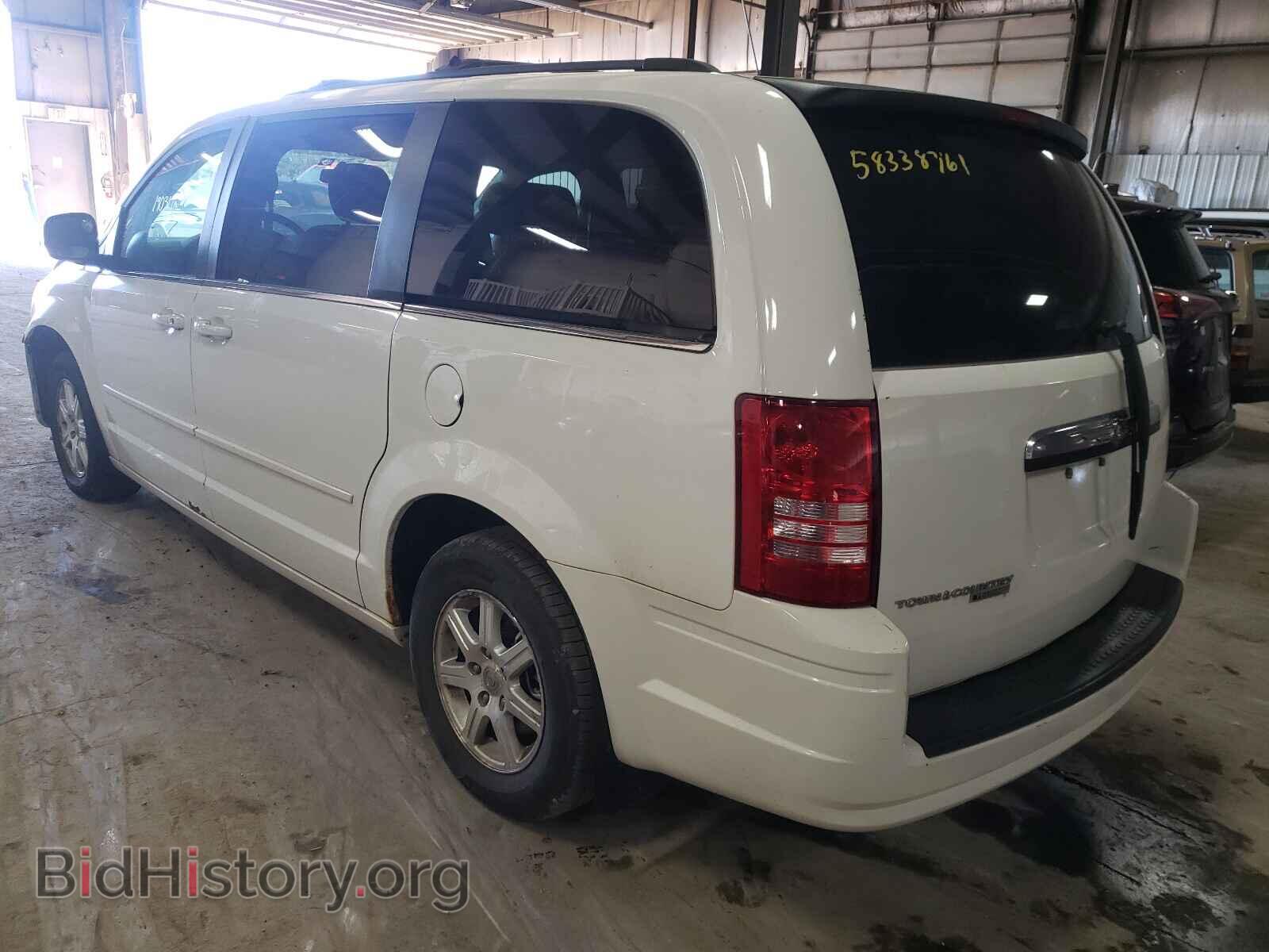 2008 CHRYSLER MINIVAN - VIN: 2A8HR54P68R642603 - Фото 3