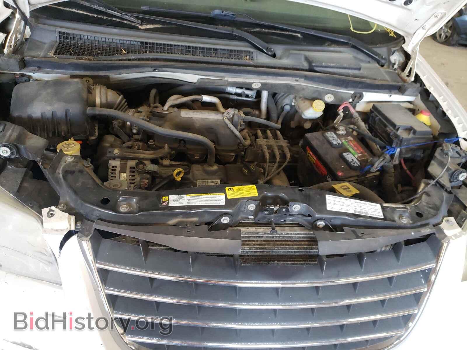 2008 CHRYSLER MINIVAN - VIN: 2A8HR54P68R642603 - Фото 7