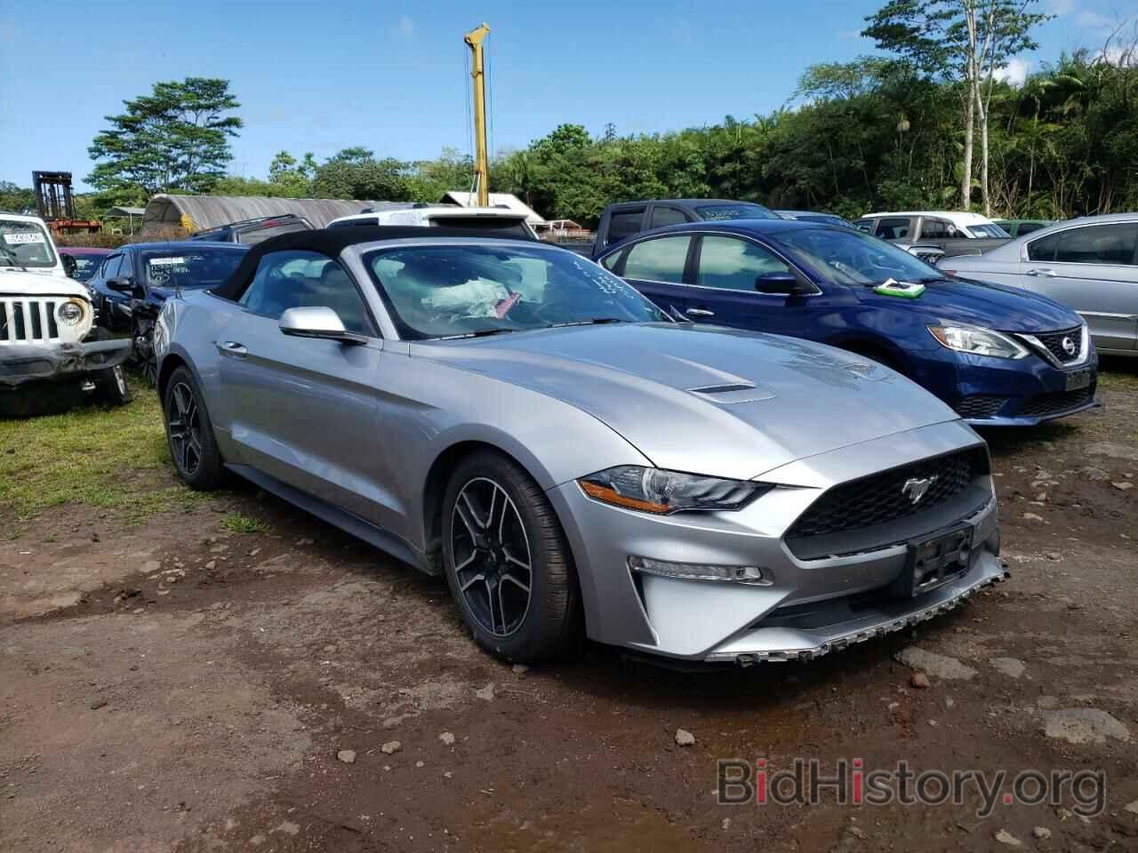 Photo 1FATP8UH5L5125919 - FORD MUSTANG 2020