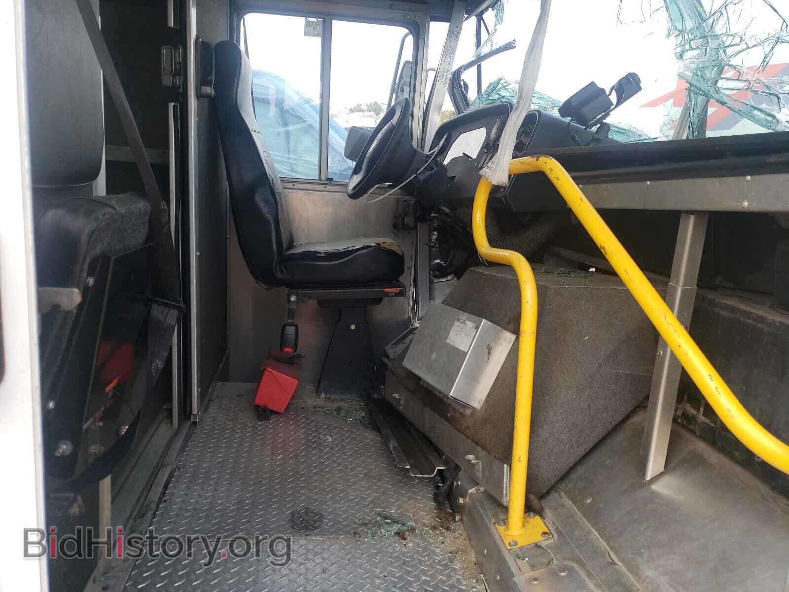 2017 FORD ECONOLINE - VIN: 1FC3E4K65HDC47848 - Фото 5