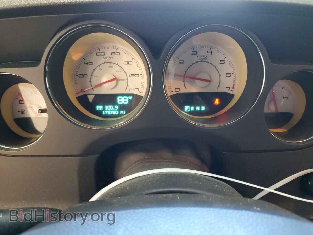 2014 DODGE CHALLENGER - VIN: 2C3CDYAG1EH126631 - Photo 9