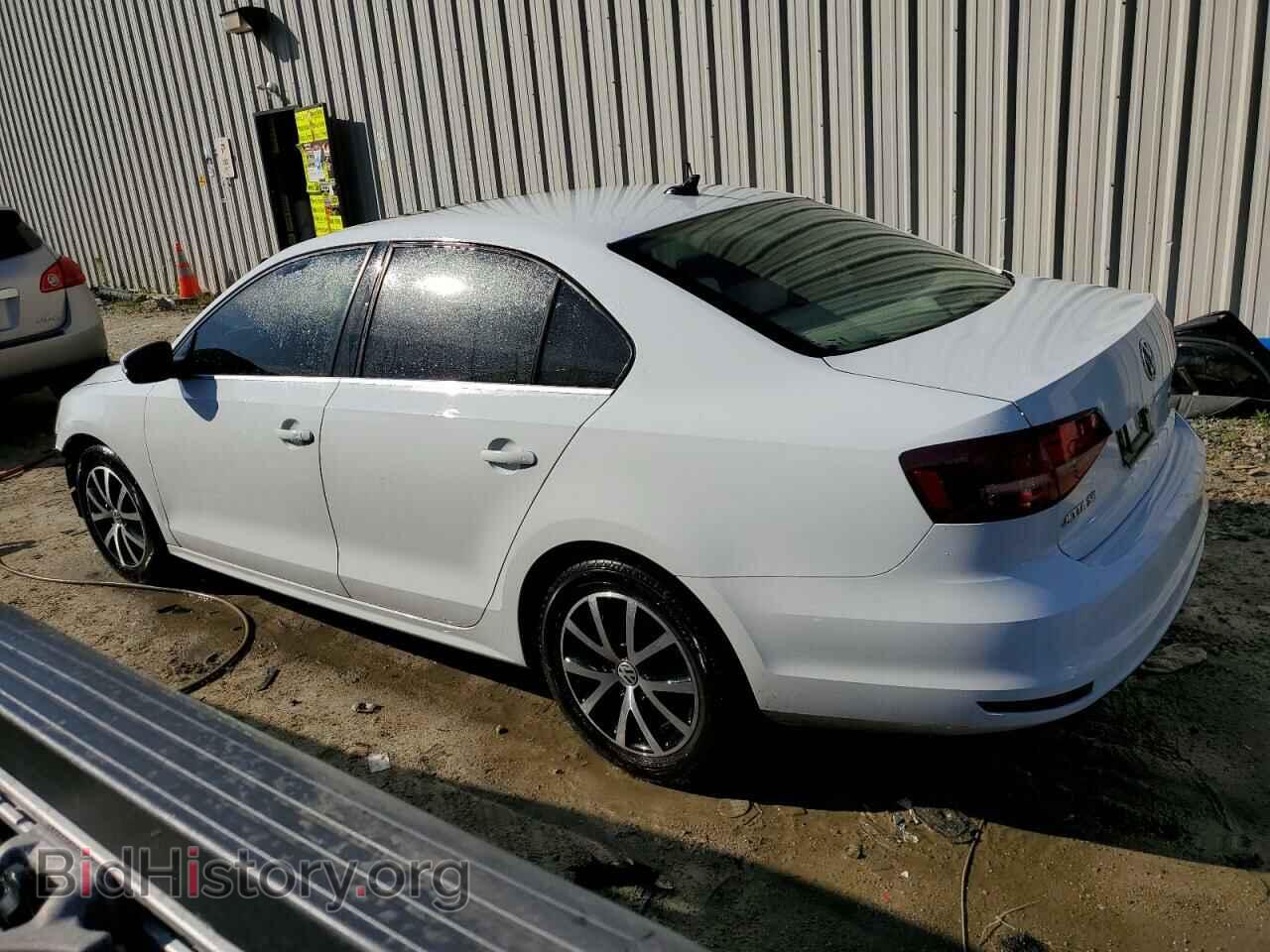 2017 VOLKSWAGEN JETTA - VIN: 3VWDB7AJ4HM313036 - Фото 2