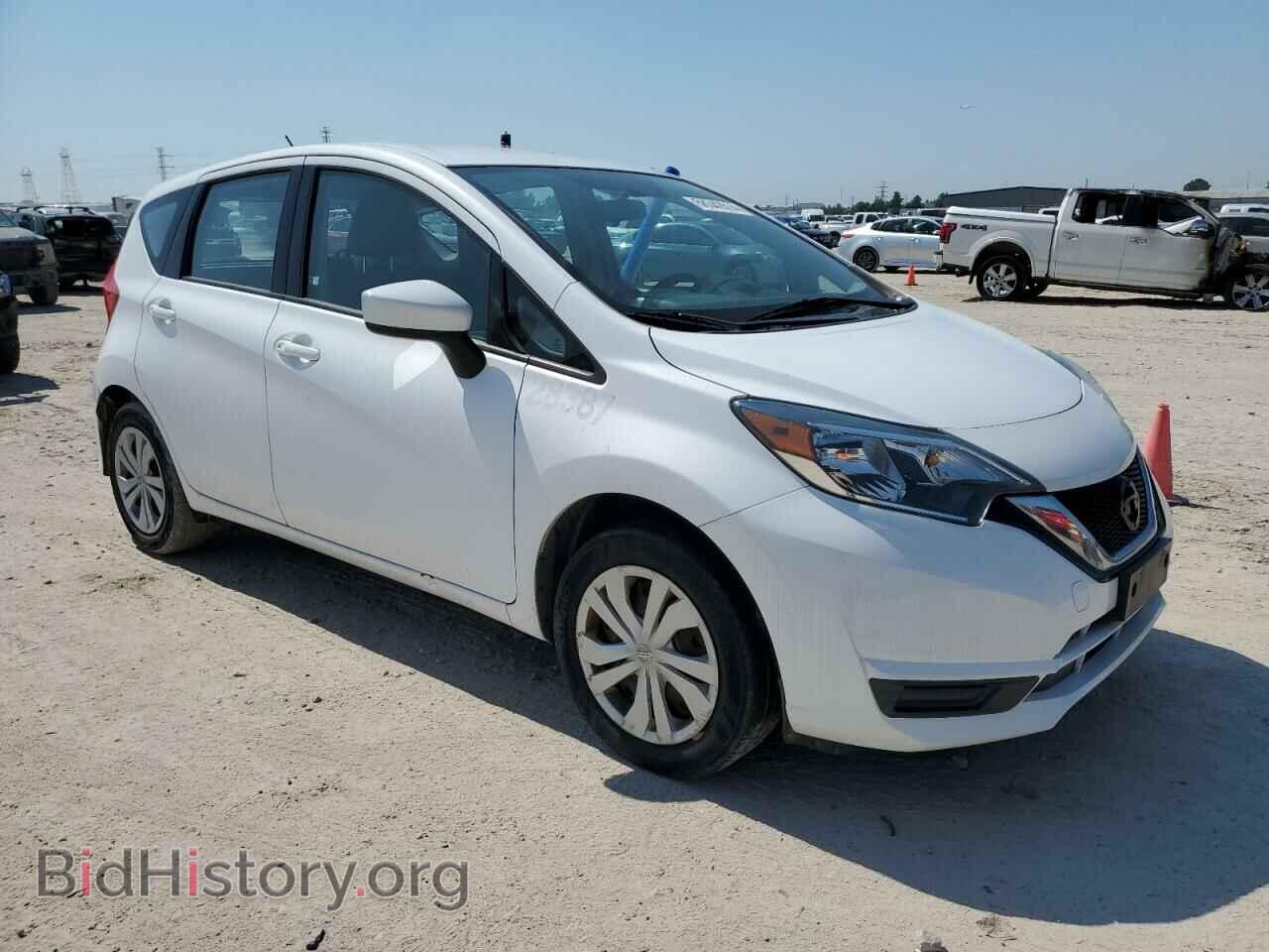 2018 NISSAN VERSA - VIN: 3N1CE2CP8JL370302 - Фото 4