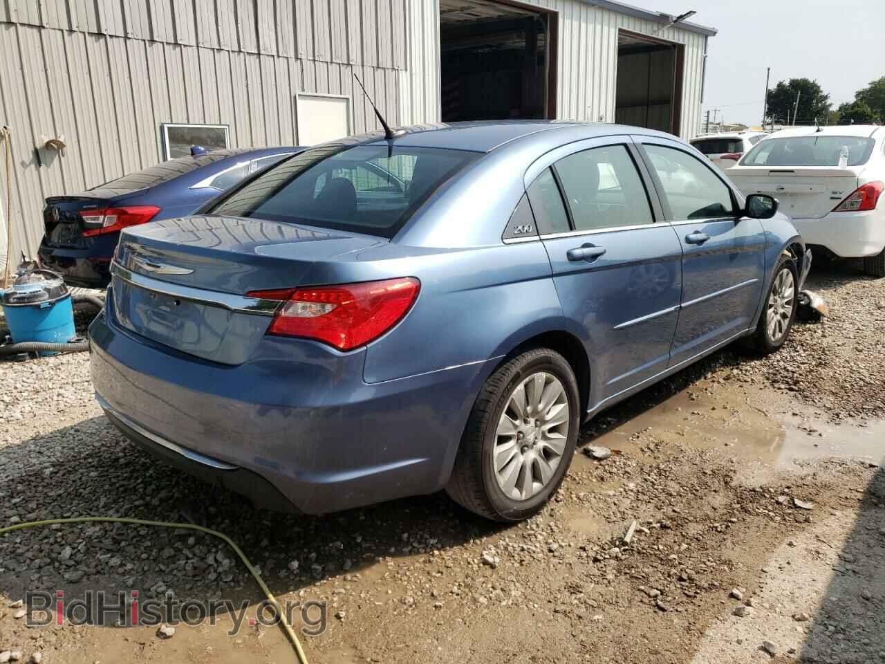 2011 CHRYSLER 200 - VIN: 1C3BC4FBXBN557931 - Фото 4