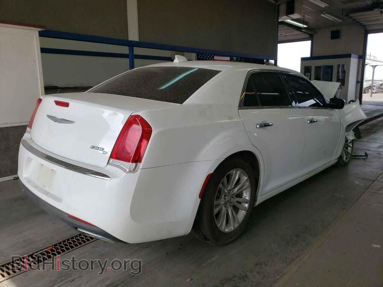 2016 CHRYSLER 300 - VIN: 2C3CCAEG9GH181660 - Фото 4
