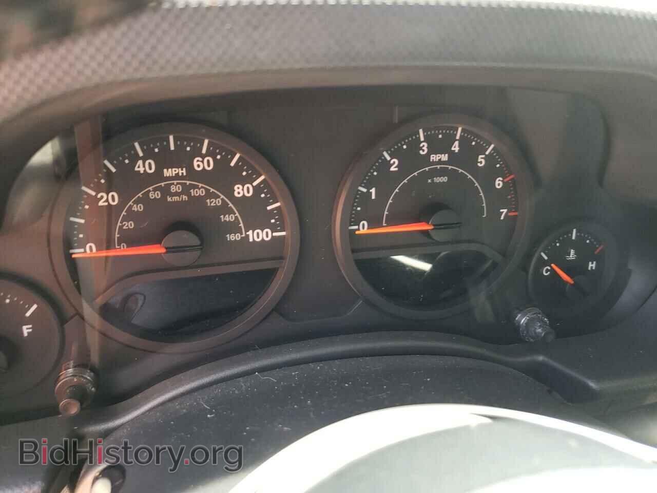 2008 JEEP WRANGLER - VIN: 1J4FA24128L606443 - Фото 9