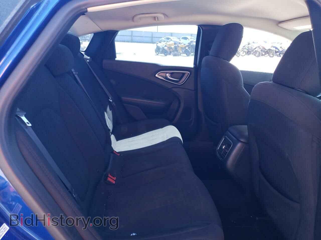 2015 CHRYSLER 200 - VIN: 1C3CCCAB9FN730172 - Фото 10