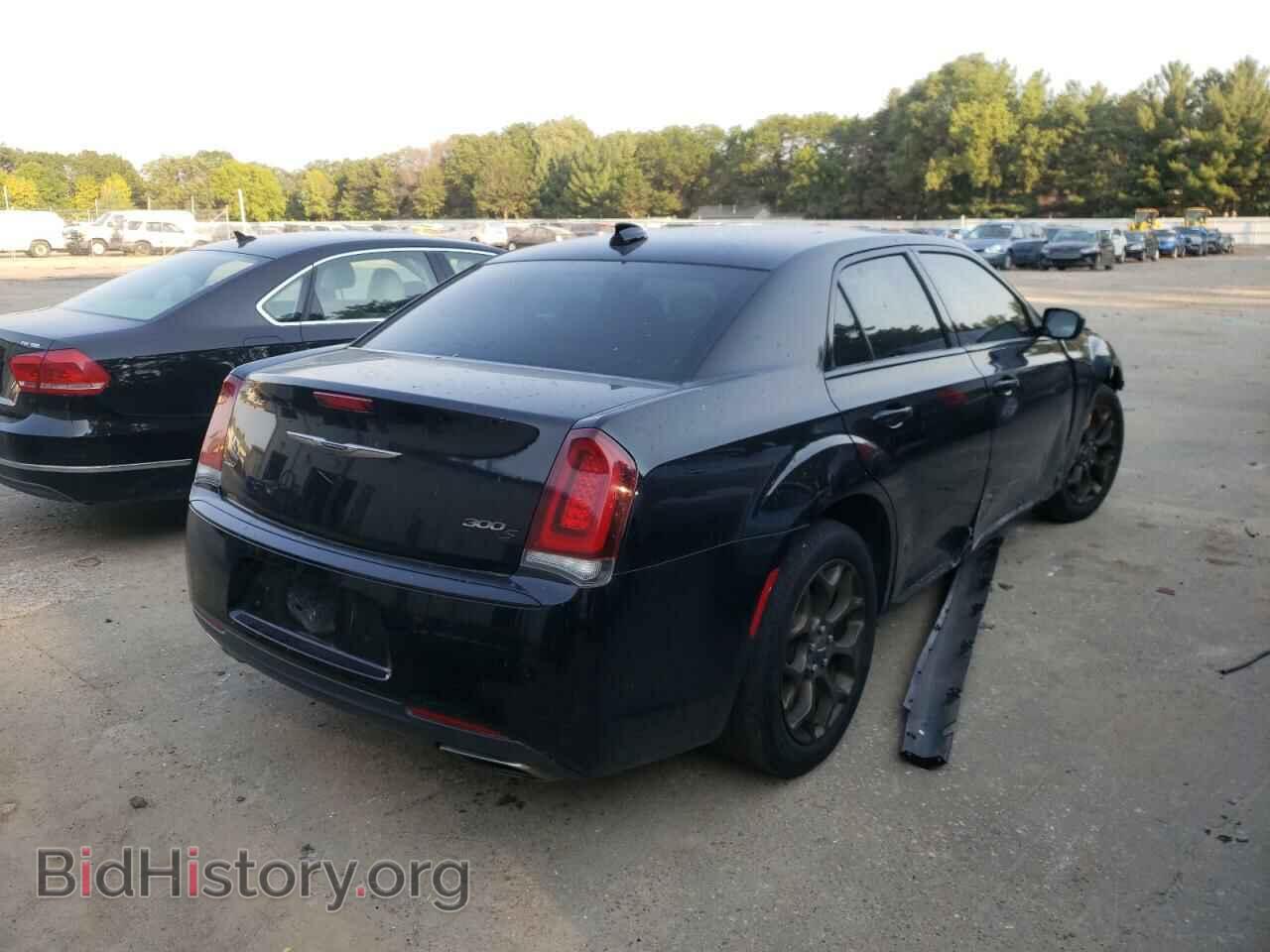 2016 CHRYSLER 300 - VIN: 2C3CCAGG0GH282809 - Фото 4