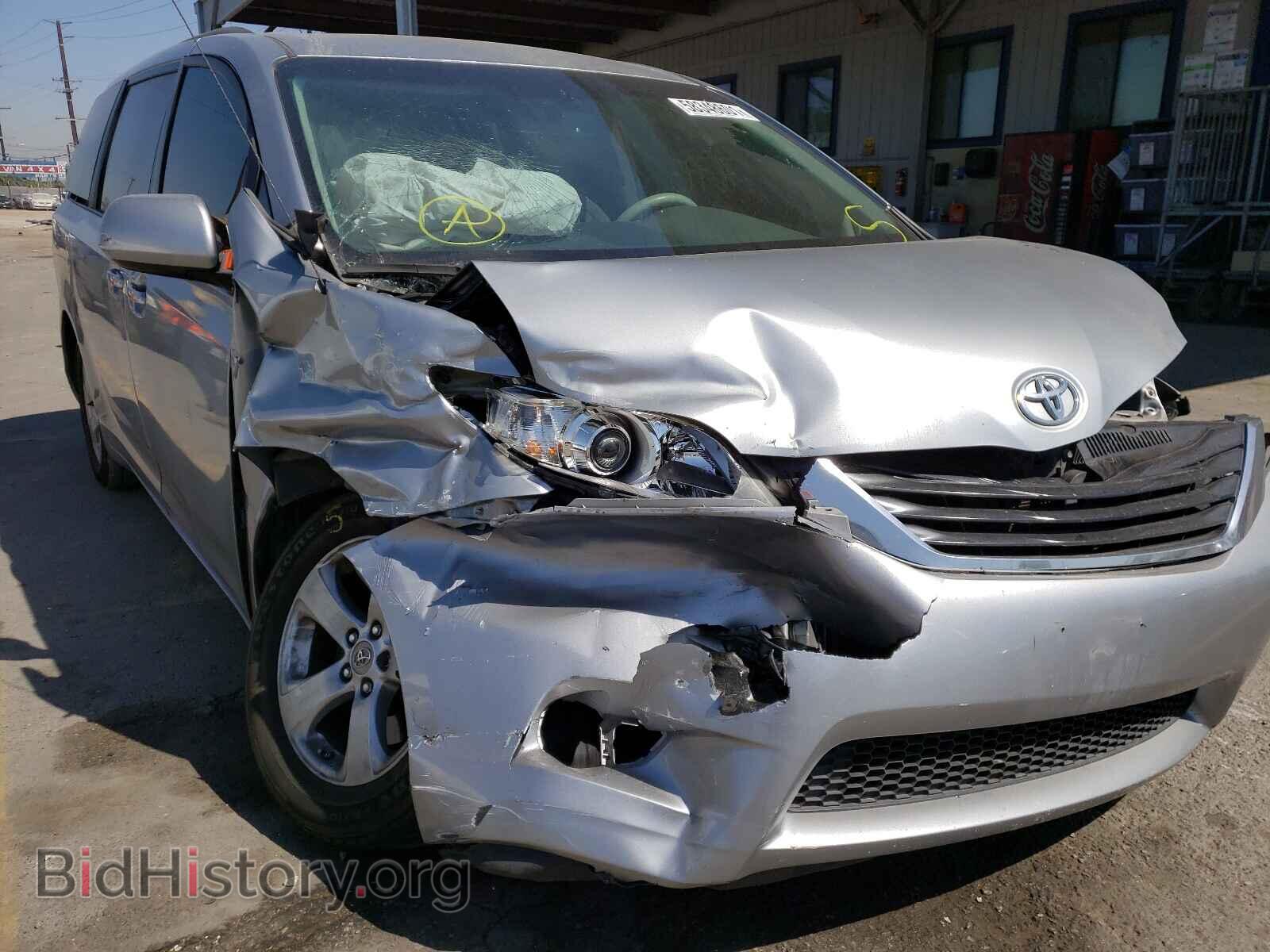 Фотография 5TDKK3DC3BS052425 - TOYOTA SIENNA 2011