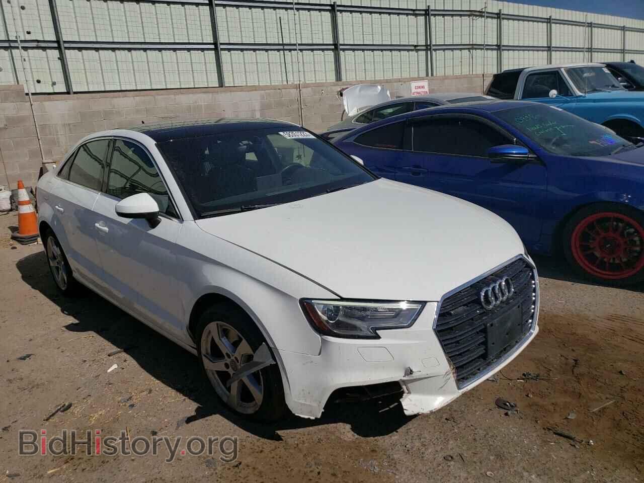 2019 AUDI A3 - VIN: WAUBEGFF7KA120449 - Фото 4