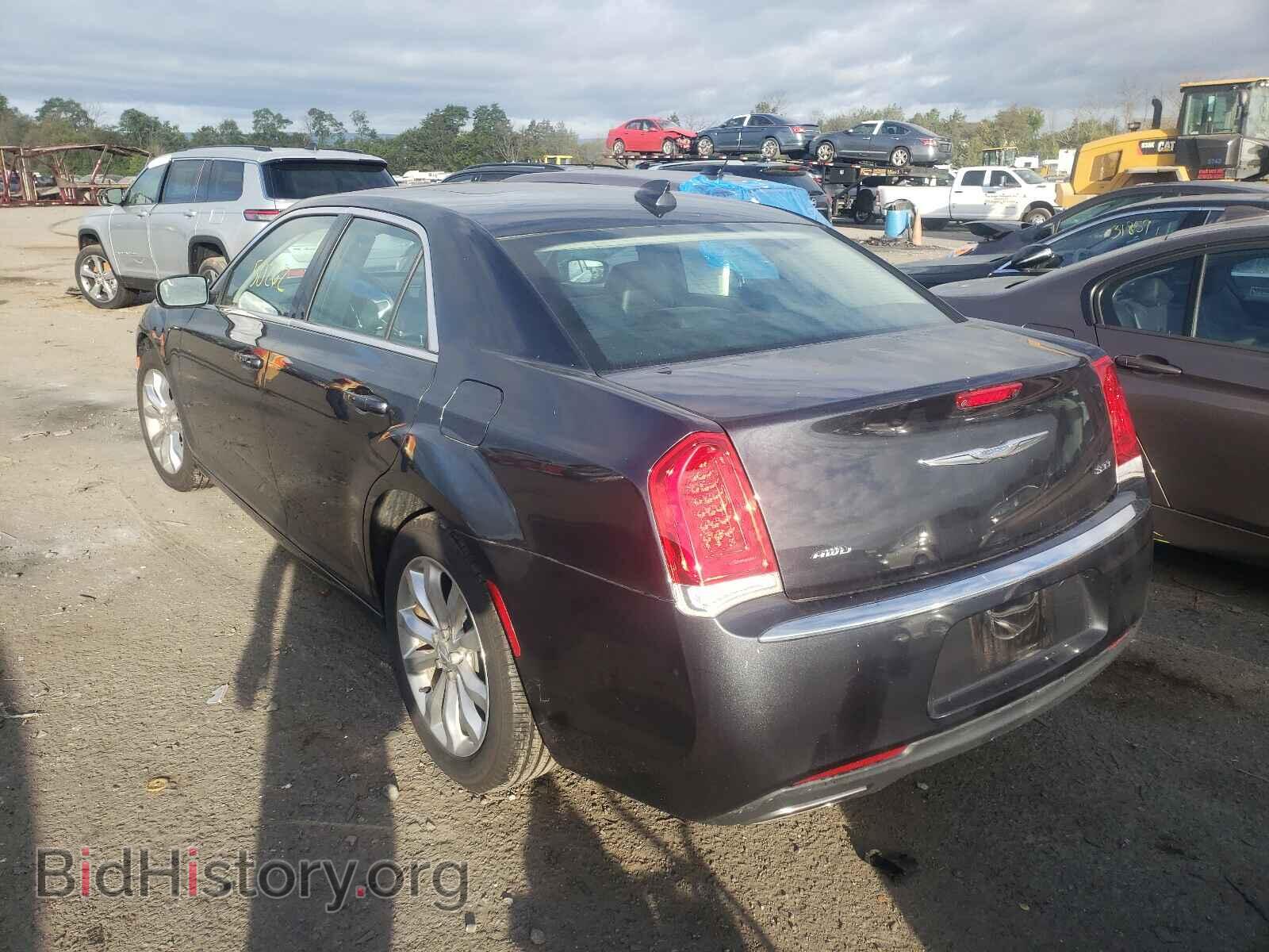 2016 CHRYSLER 300 - VIN: 2C3CCARG0GH262265 - Фото 3