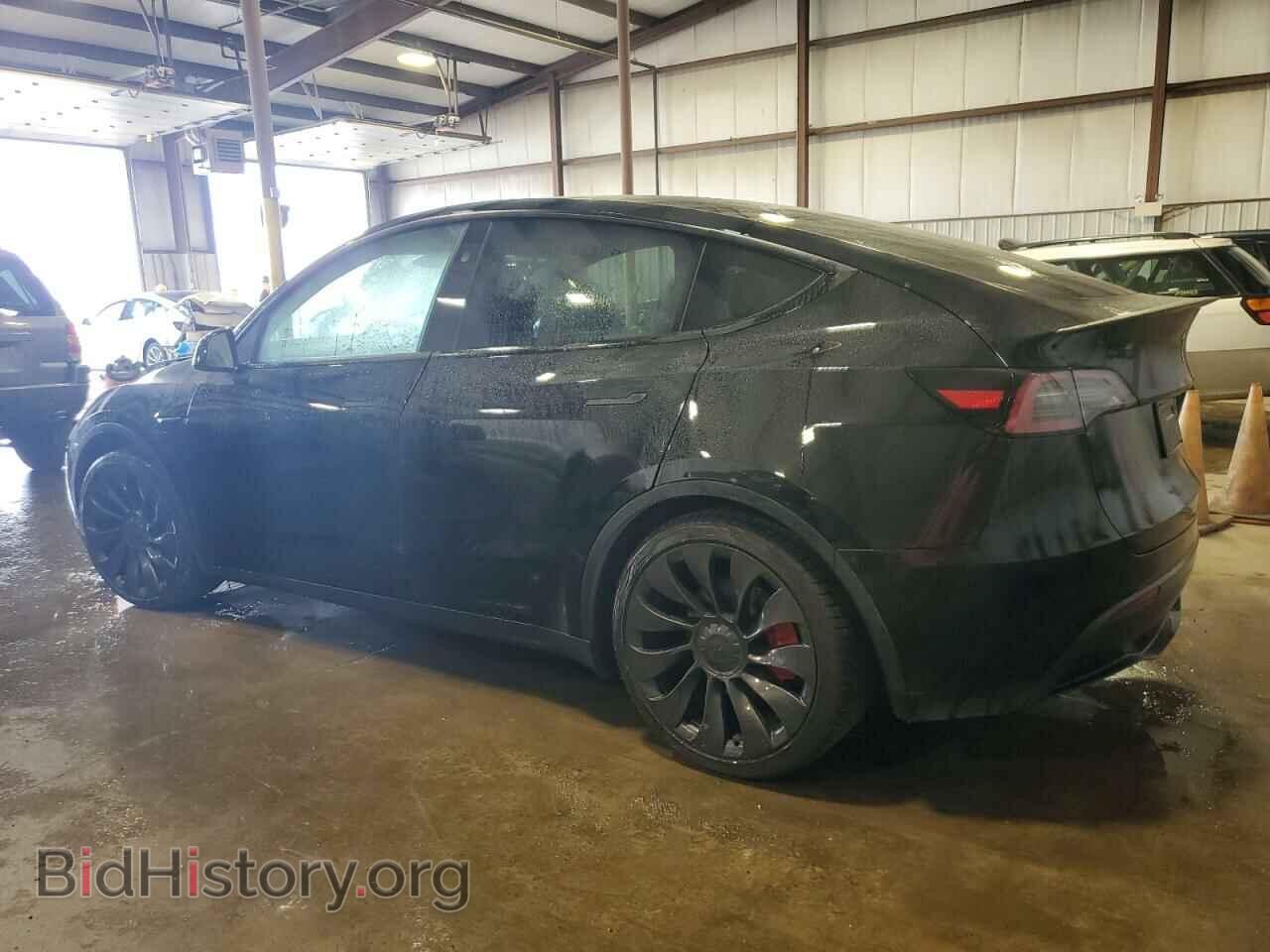 2023 TESLA MODEL Y - VIN: 7SAYGDEF6PF964068 - Фото 2