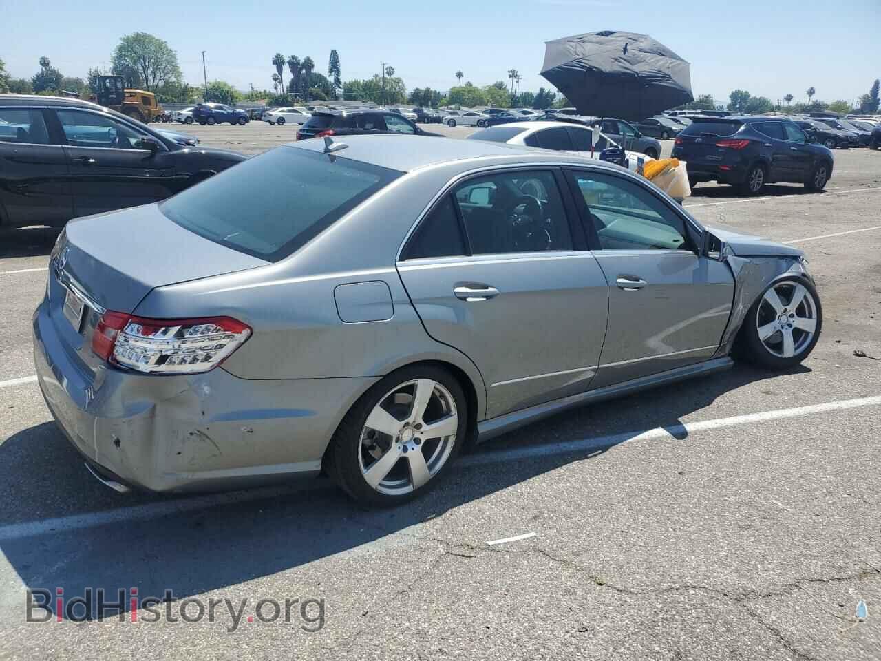 2011 MERCEDES-BENZ E-CLASS - VIN: WDDHF5GBXBA471503 - Фото 3