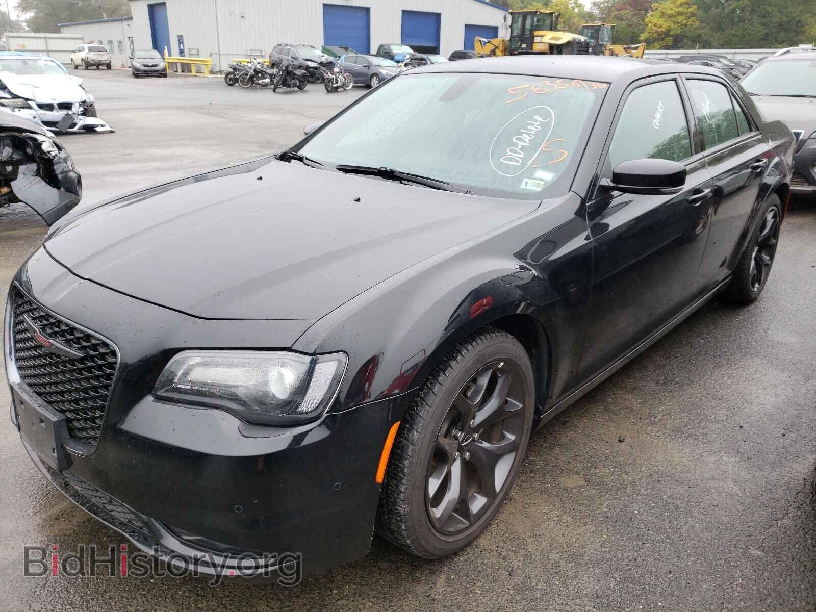 2021 CHRYSLER 300 - VIN: 2C3CCABG9MH529330 - Фото 2