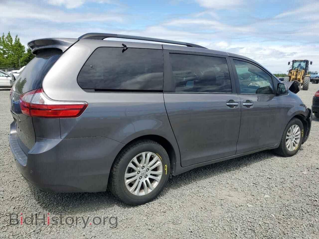 2017 TOYOTA All Models - VIN: 5TDYZ3DC8HS813450 - Фото 3