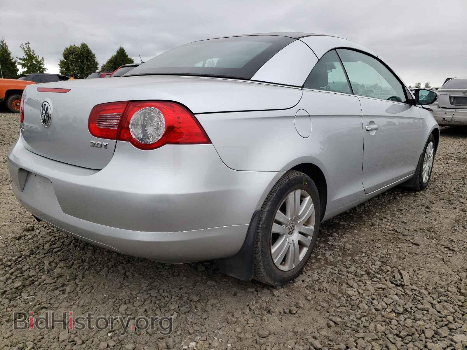 2009 VOLKSWAGEN EOS - VIN: WVWAA71F09V018141 - Фото 4