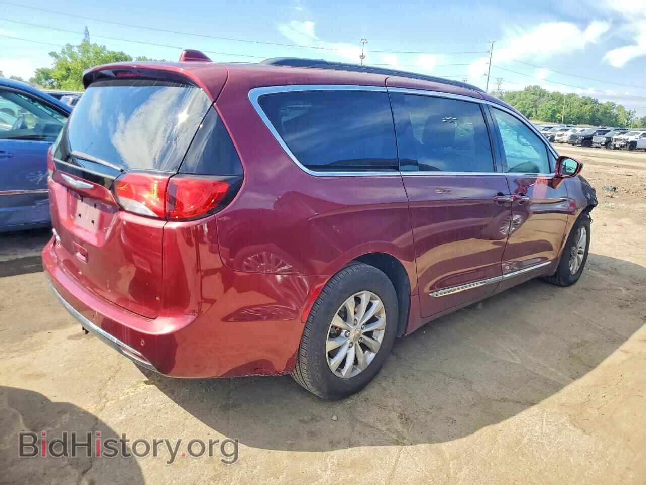 2017 CHRYSLER PACIFICA - VIN: 2C4RC1BG0HR623070 - Фото 3