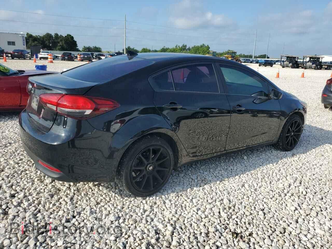 2017 KIA FORTE - VIN: 3KPFL4A78HE048238 - Фото 3