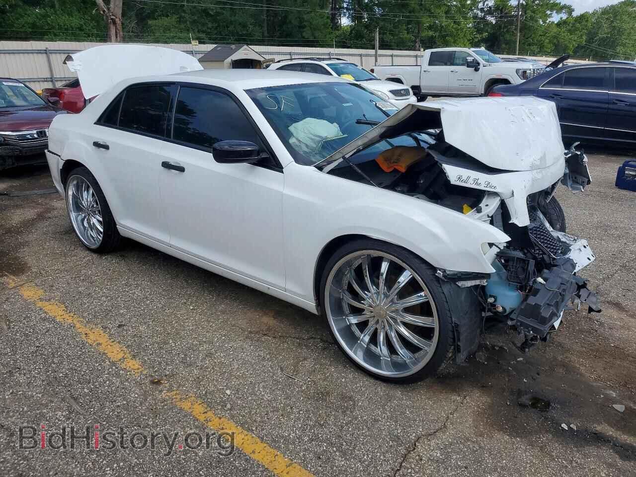2019 CHRYSLER 300 - VIN: 2C3CCAAG9KH690629 - Фото 4