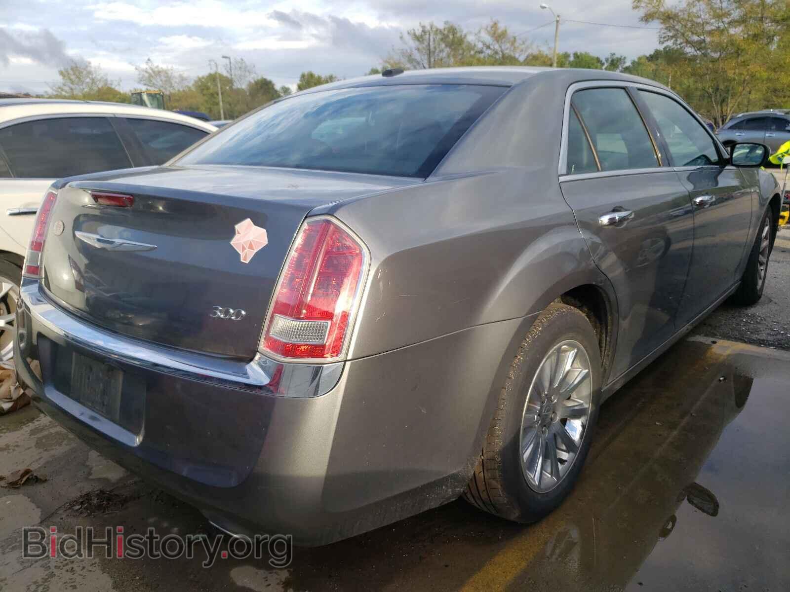 2012 CHRYSLER 300 - VIN: 2C3CCACG4CH249781 - Фото 4