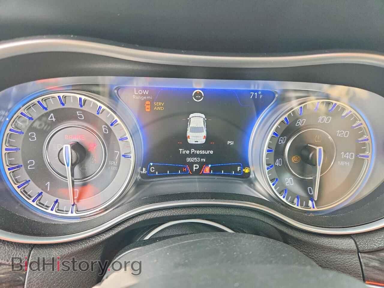 2016 CHRYSLER 300 - VIN: 2C3CCARG1GH164412 - Фото 9