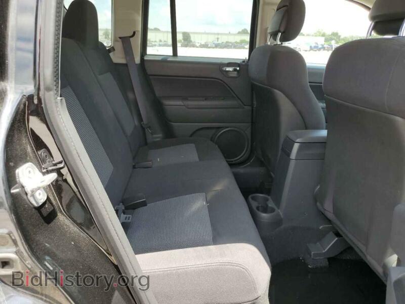 2012 Jeep COMPASS (VIN 1C4NJDBB4CD559783) — фото 11 из 13