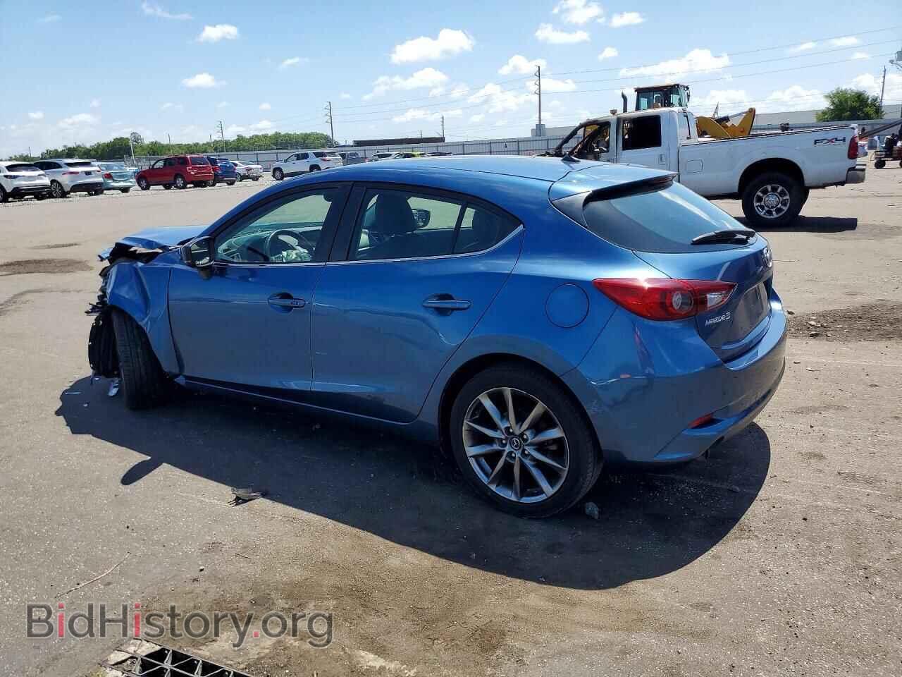 2018 MAZDA 3 - VIN: 3MZBN1L38JM242441 - Фото 2