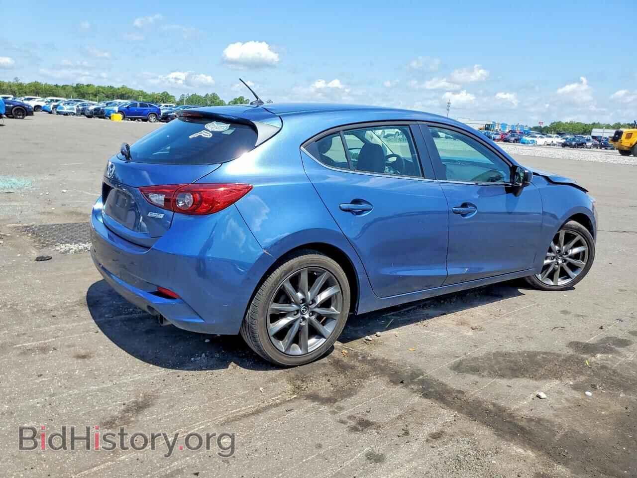 2018 MAZDA 3 - VIN: 3MZBN1L38JM242441 - Фото 3
