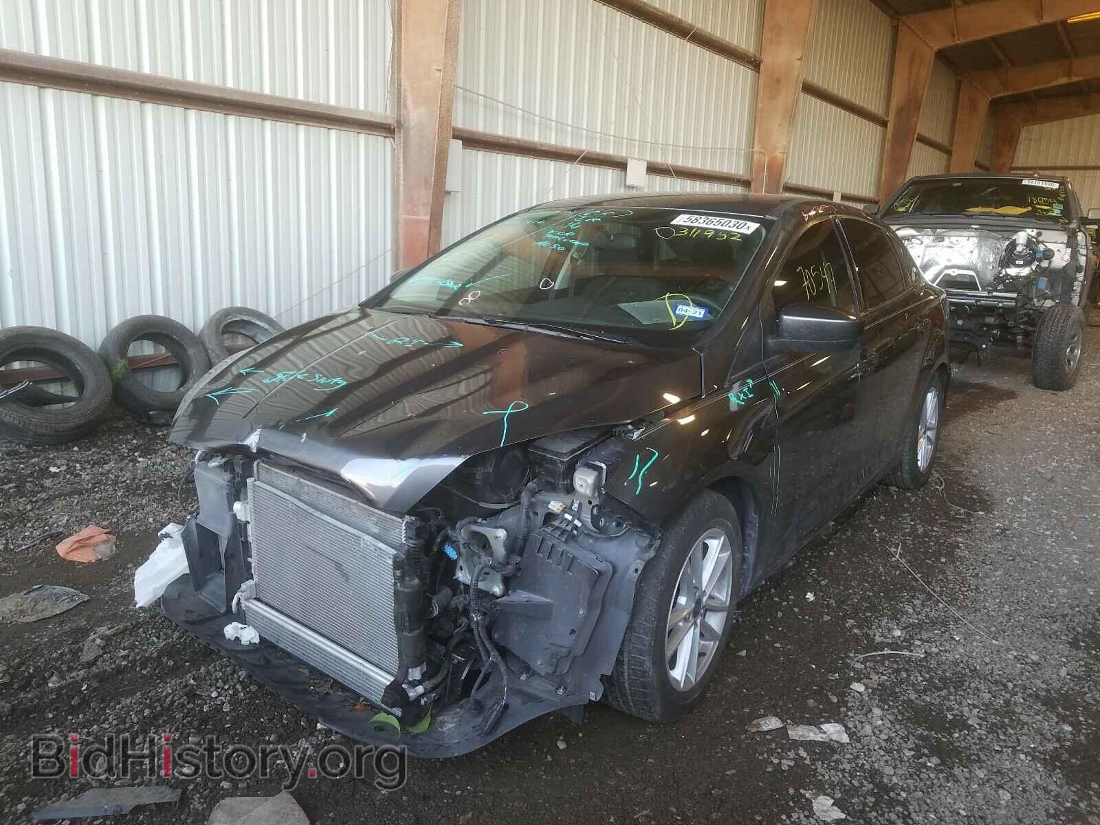 2018 FORD FOCUS - VIN: 1FADP3FE9JL311952 - Фото 2