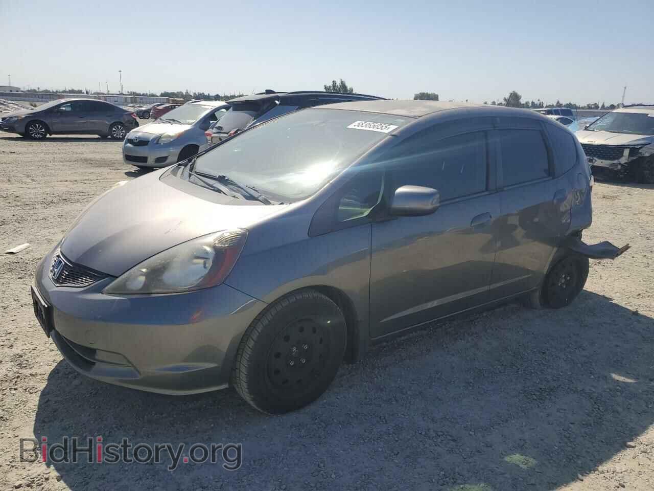 Фотография JHMGE8G37DC070810 - HONDA FIT 2013